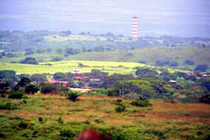 The village of Los Angeles, a ranching center, lies on the western slopes midway between Tilaran and Canas on the Interamerican Highway.